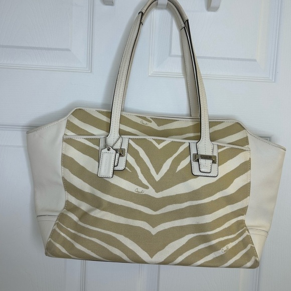 Coach Taylor Carryall Zebra Stripe Leather Canvas LG Satchel Tote F27009 summer - Picture 3 of 16